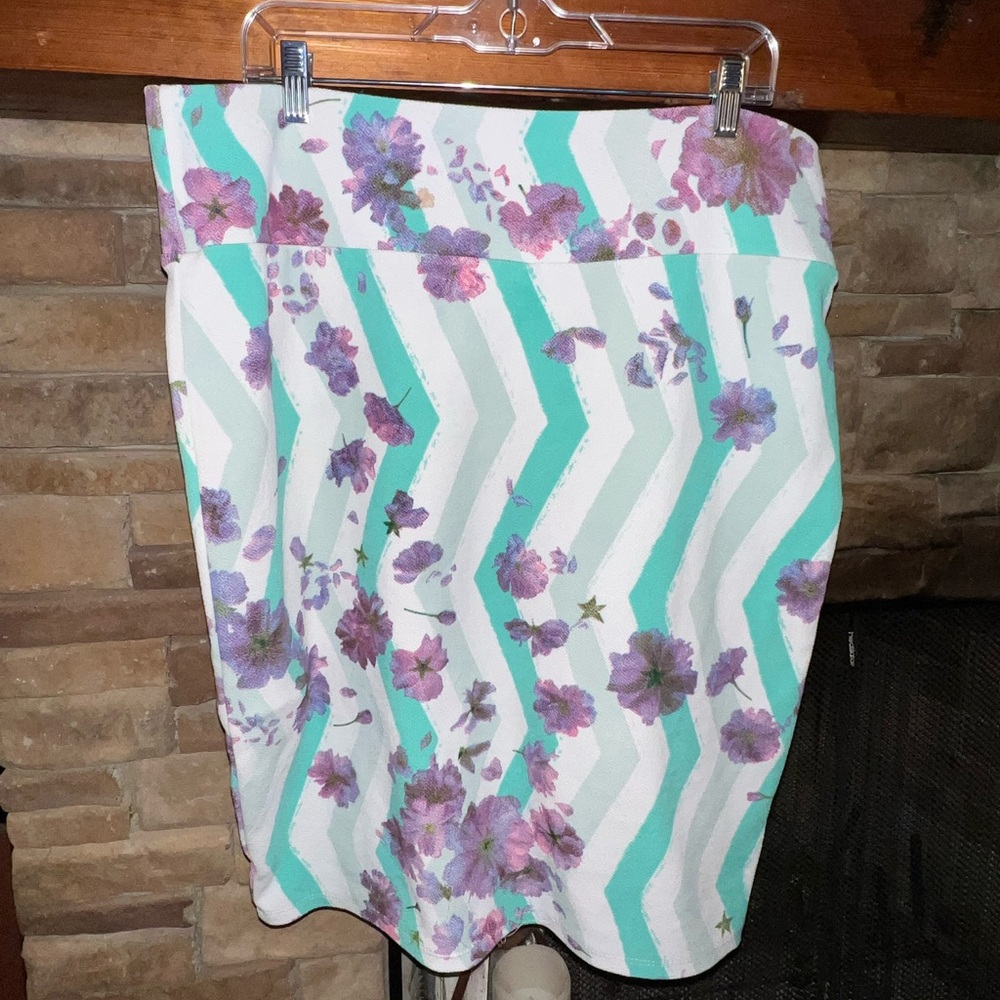 LulaRoe Cassie